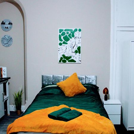 Burns Street - Stay Sleep Rest นอตติงแฮม ภายนอก รูปภาพ